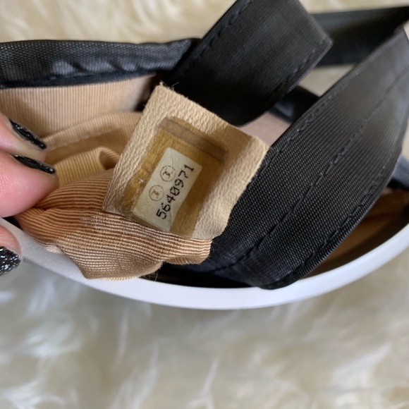 🌴Quilted Vintage Chanel Wristlet Nylon - Picture 6 of 8